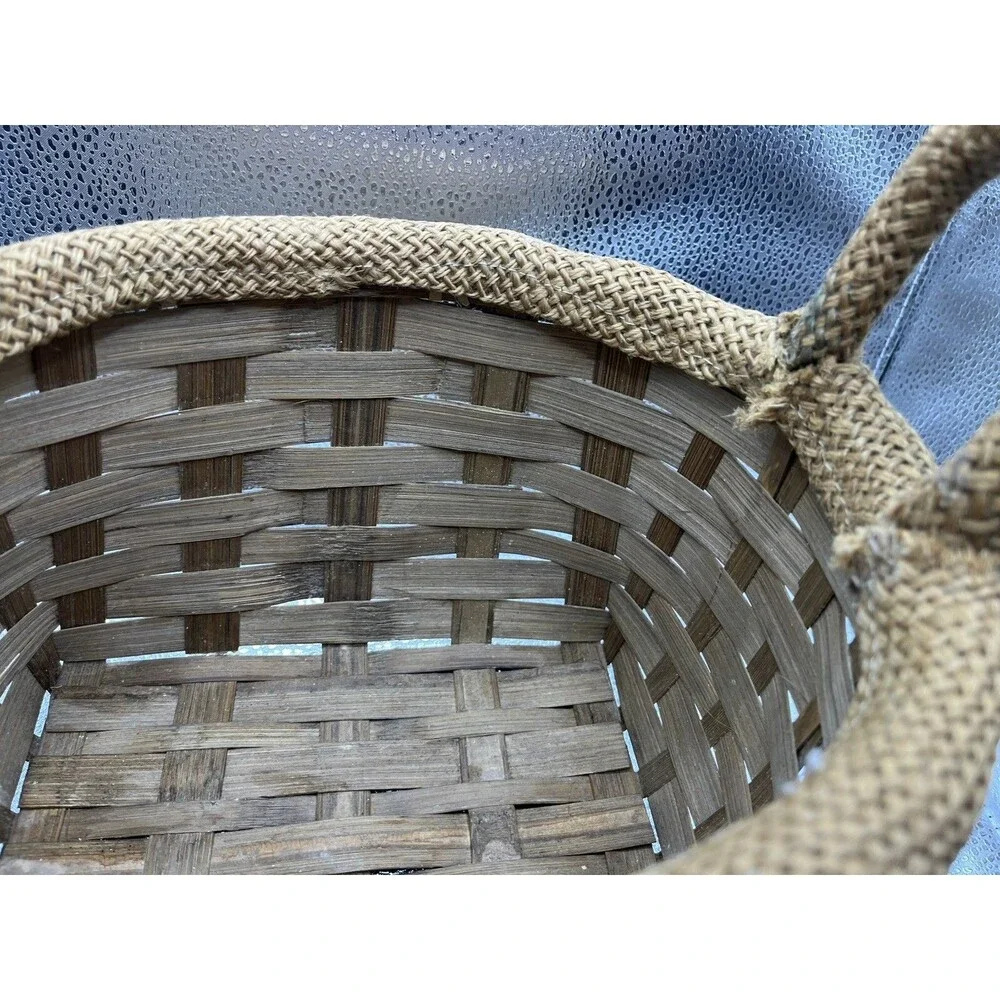 8 Inch Stenciled Basket Burlap Lined Edge And Handles. “Garlic”